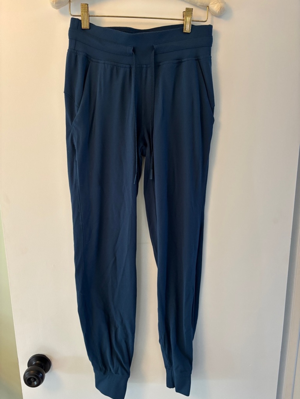 Lululemon Navy joggers with pockets